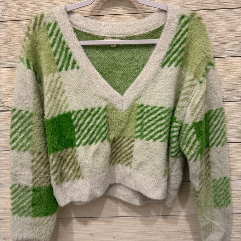 La Hearts Green Checkered V-Neck Sweater